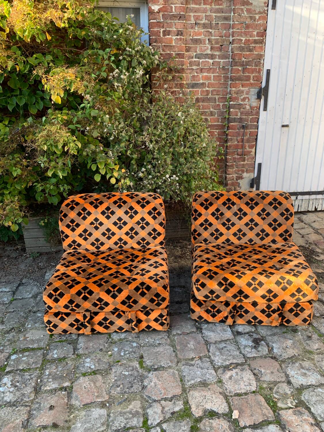 Vintage 70s modular sofa chairs