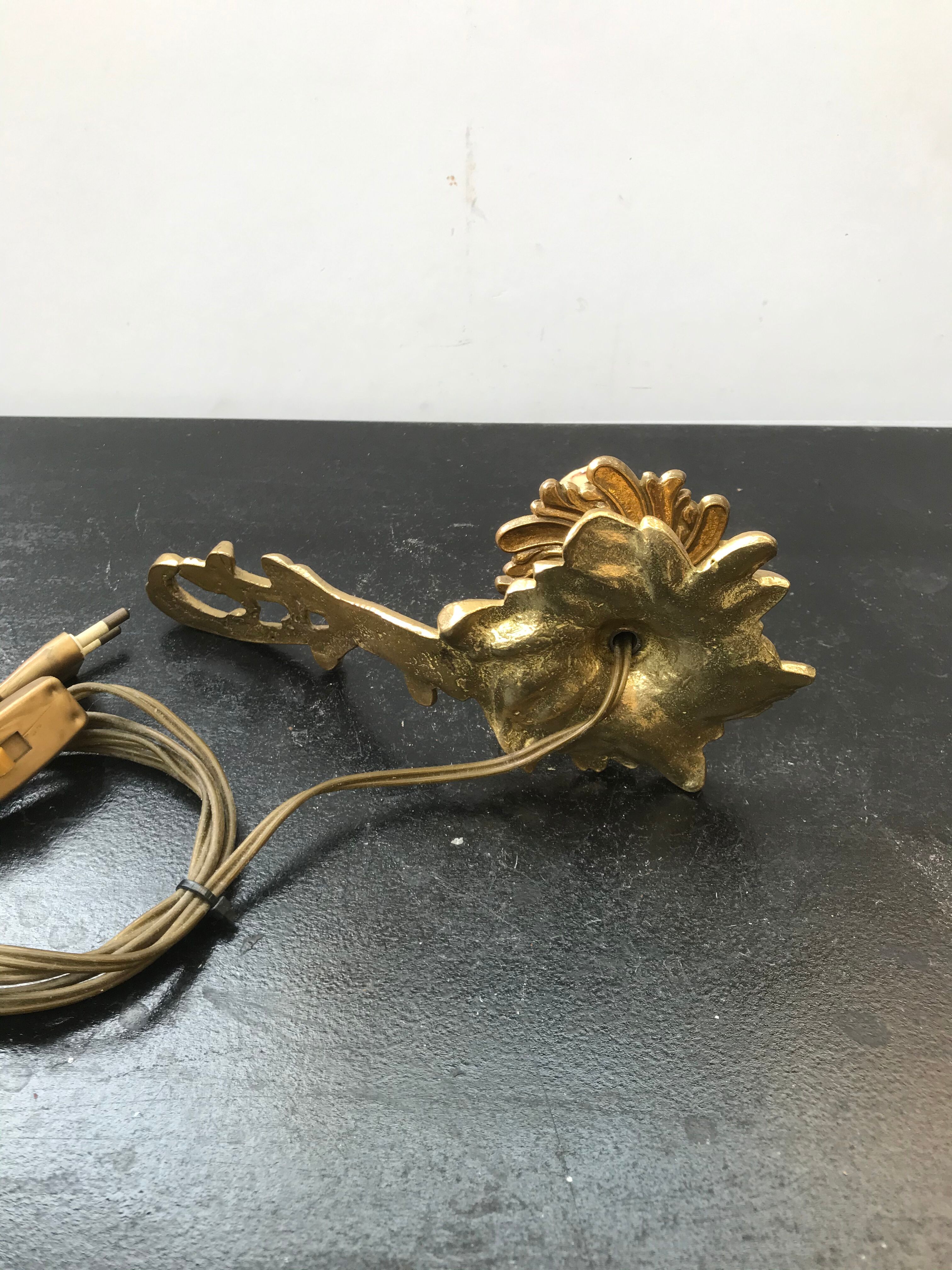 Former bougeoir lamp a main vintage brass