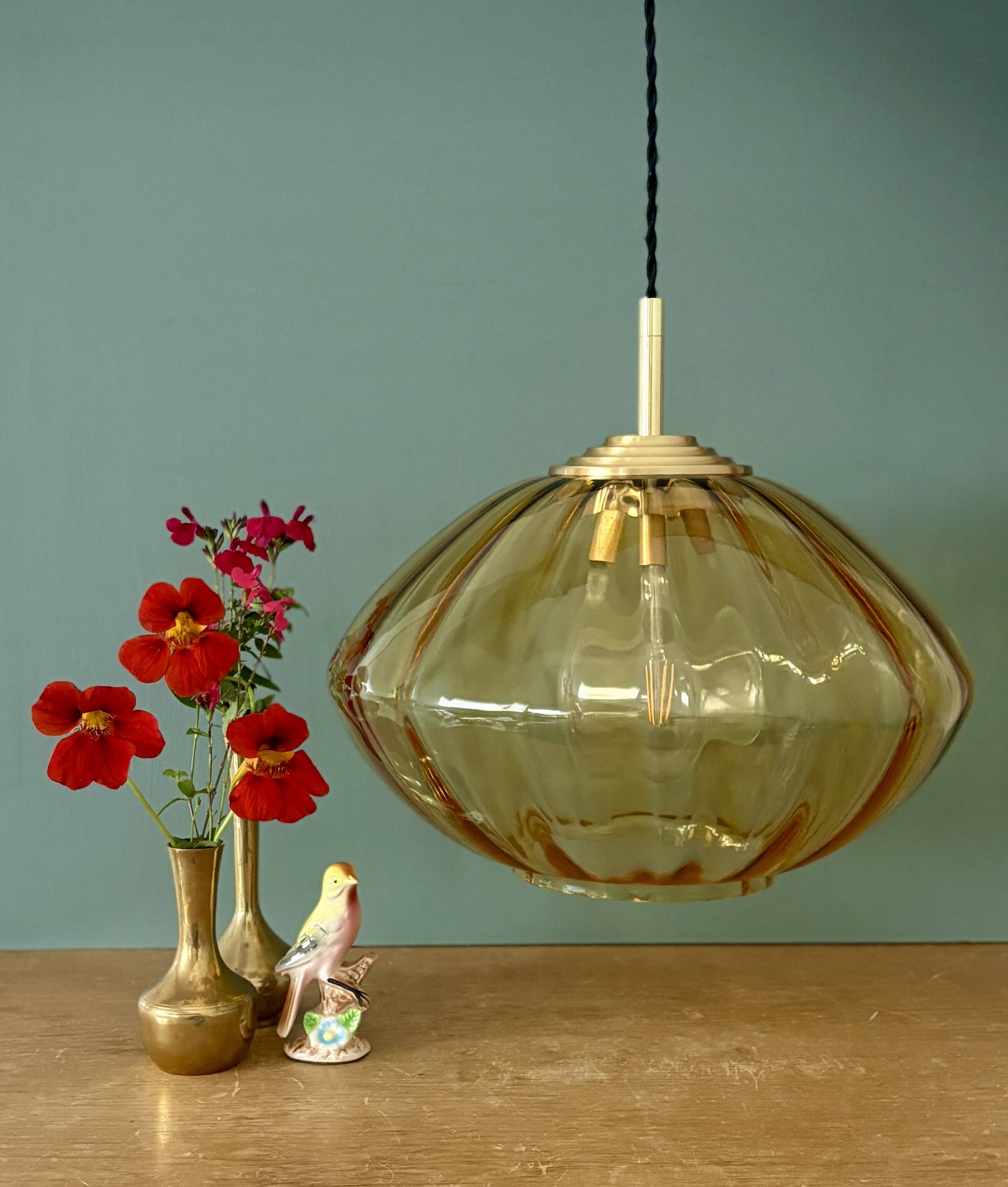 Suspension globe vintage XL en verre ambré