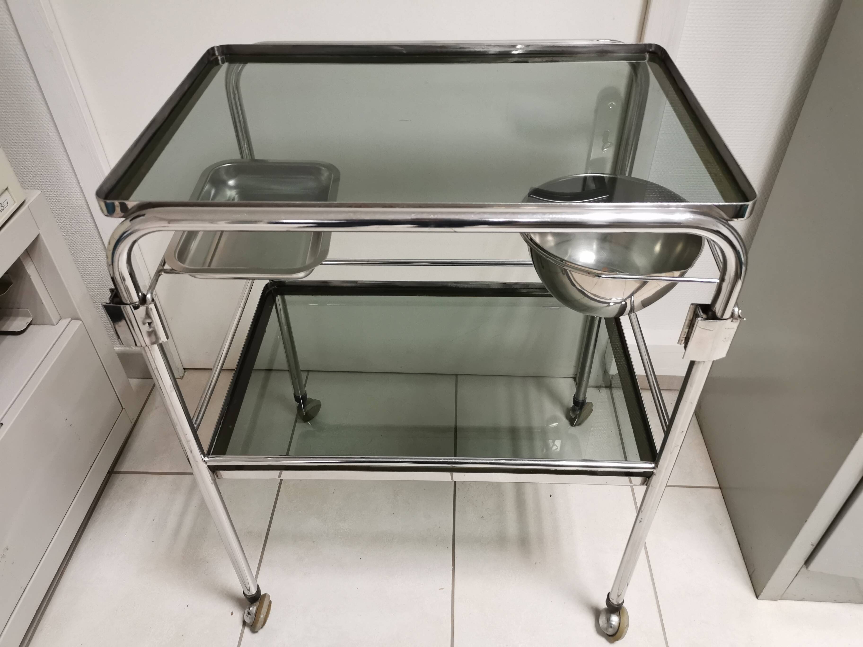 Desserte Médicale , Inox et verre fumé , Table de médecin design vintage 70's