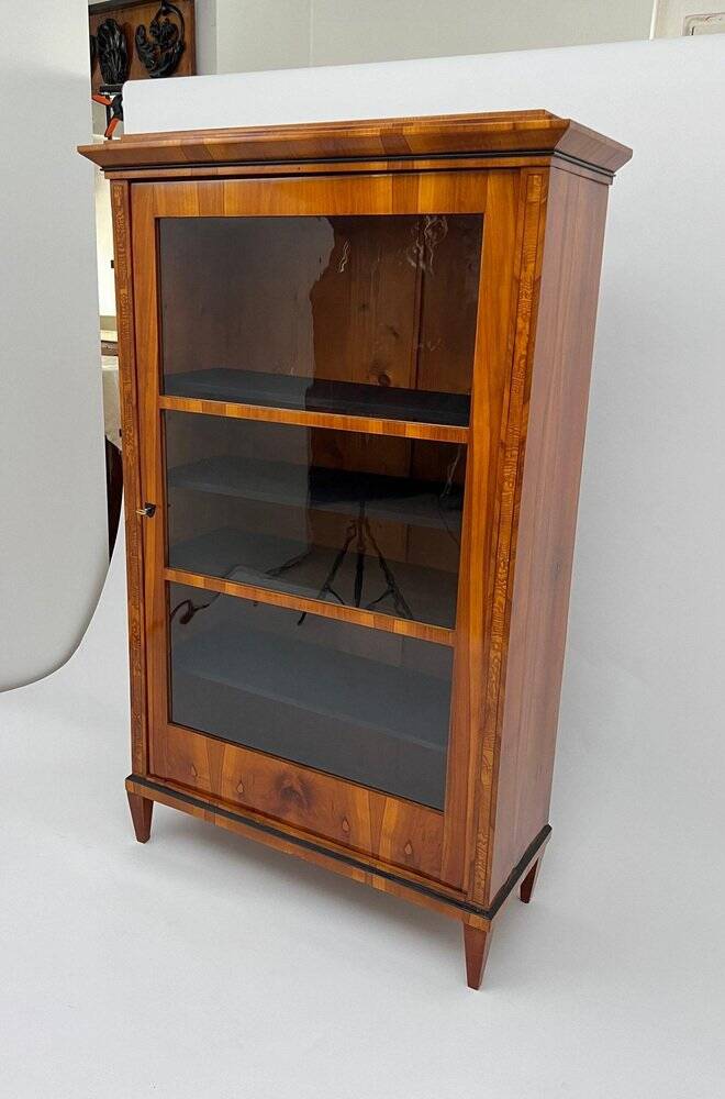 Biedermeier Display Cabinet in Cherry Veneer, Ash Burl, Austria, 1820s