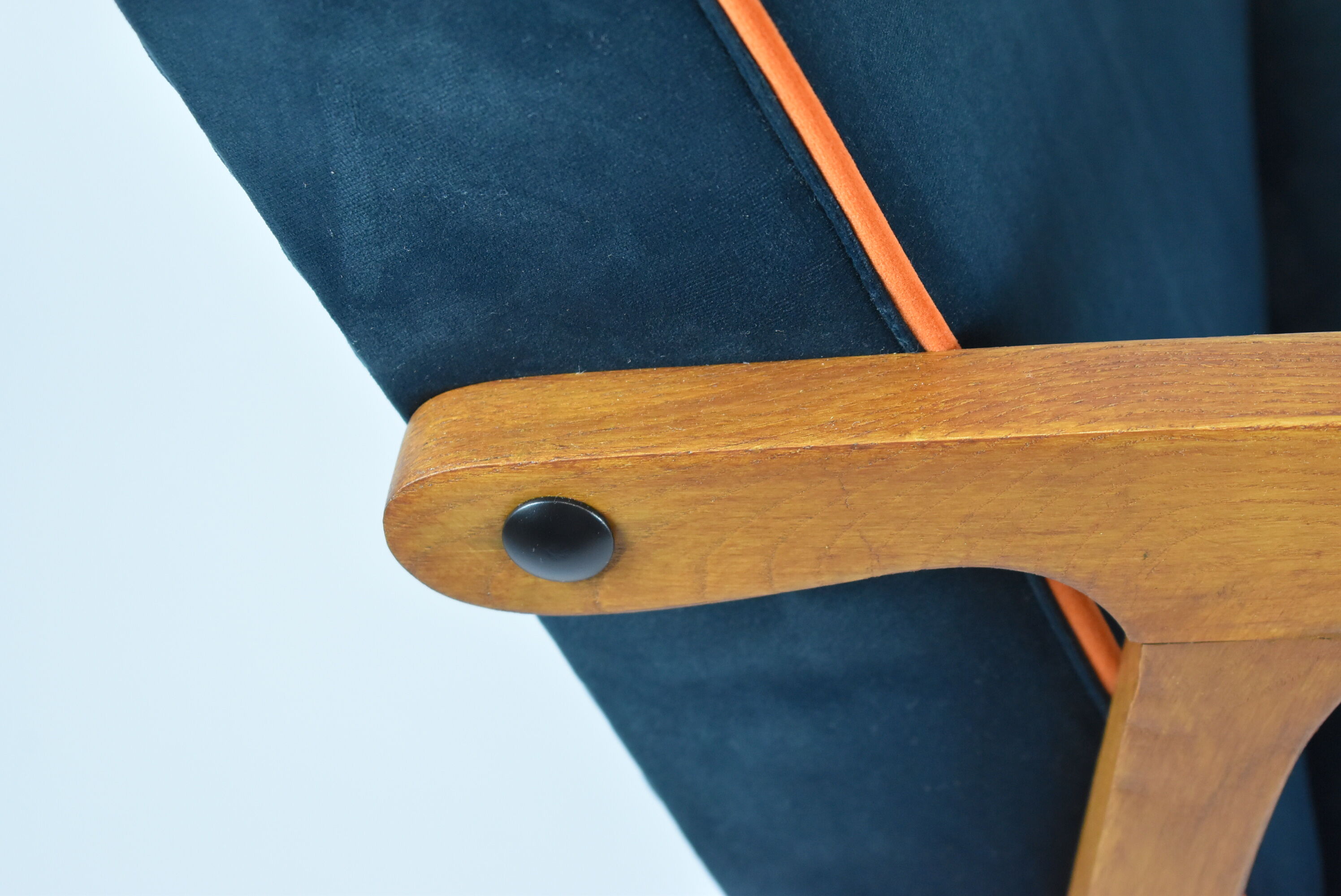 Restored vintage armchair model 04-b, 1970s, dark ocean green