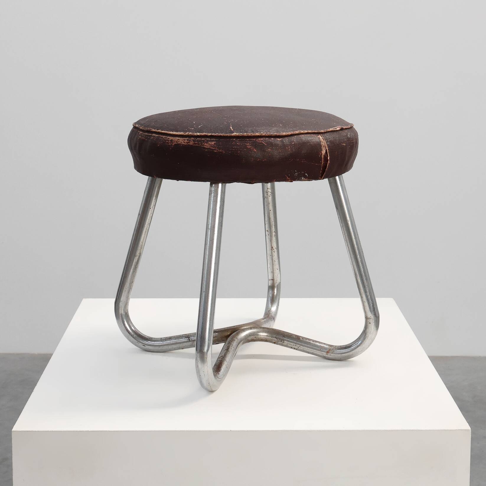 Bauhaus Modernist Stool with Chrome Tubular Frame and Leather Seat, Germany