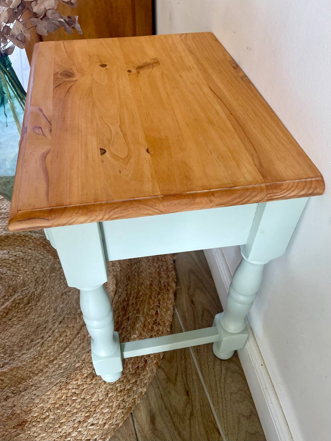 Bedside table
