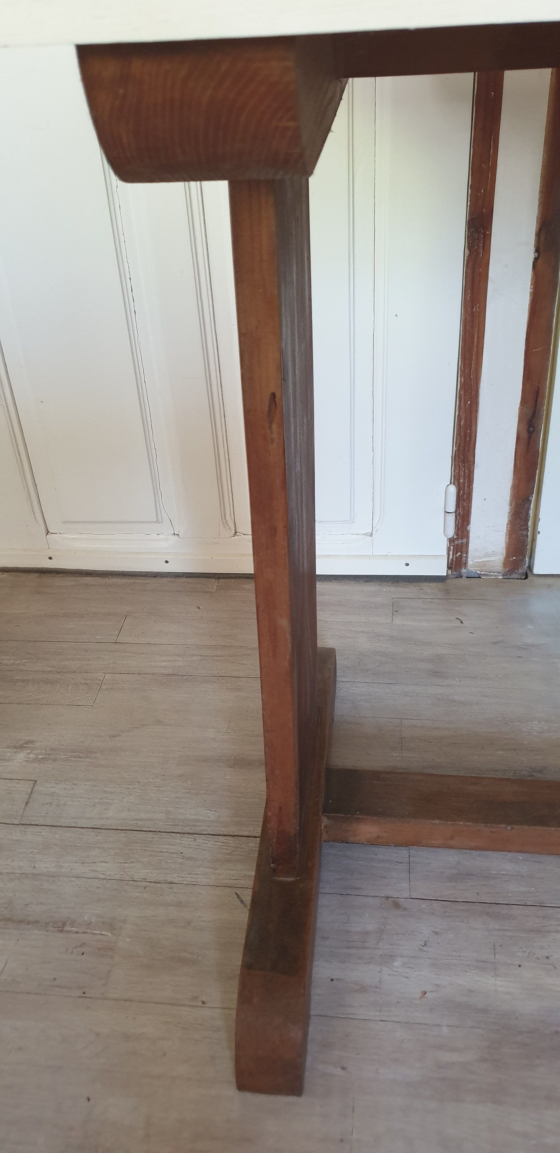 Art deco bistro table