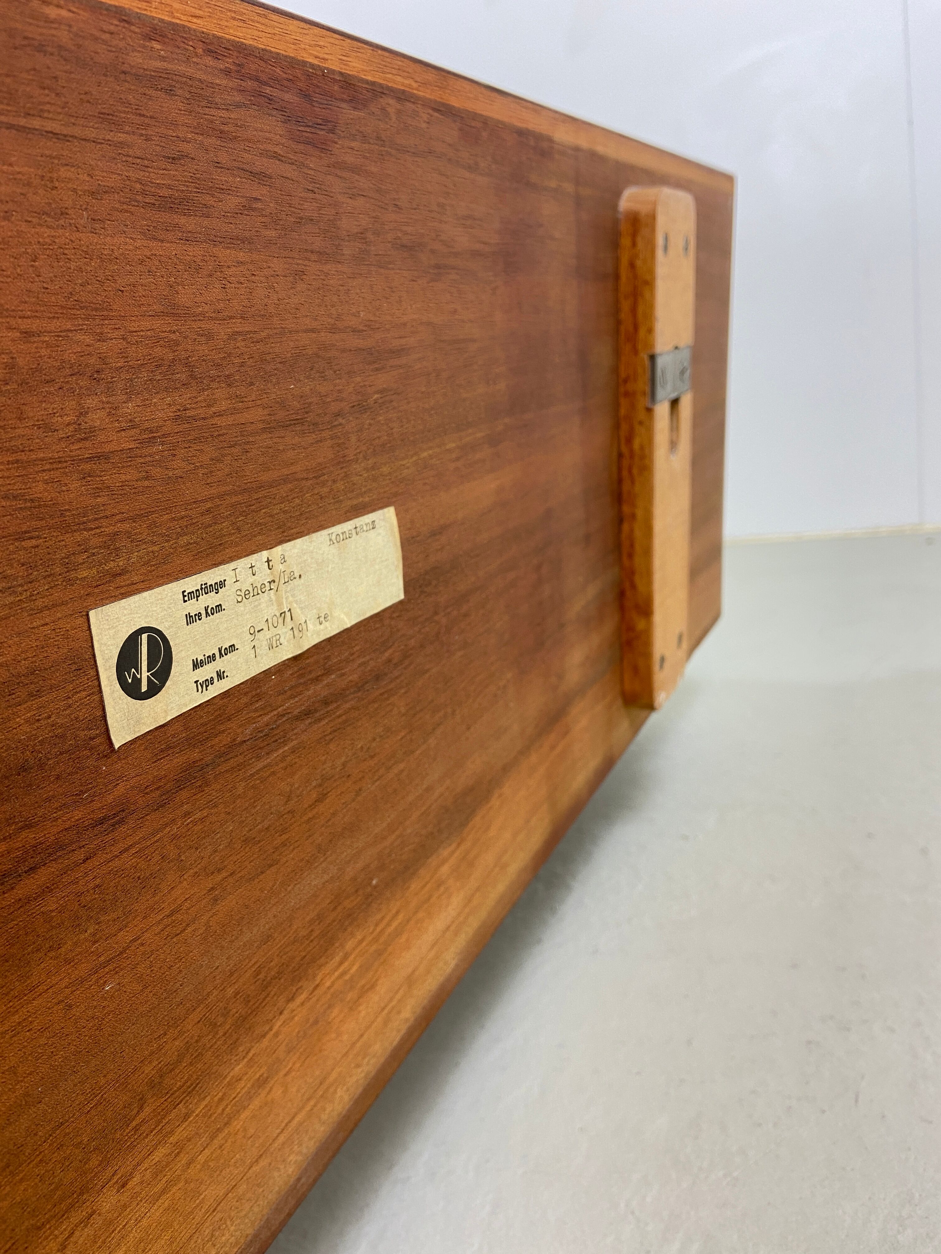 U-Wall shelf by Walter Wirz for Wilhelm Renz