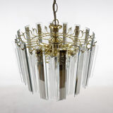 Lustre du milieu du siècle en laiton, verre et lucite, Autriche, années 1970