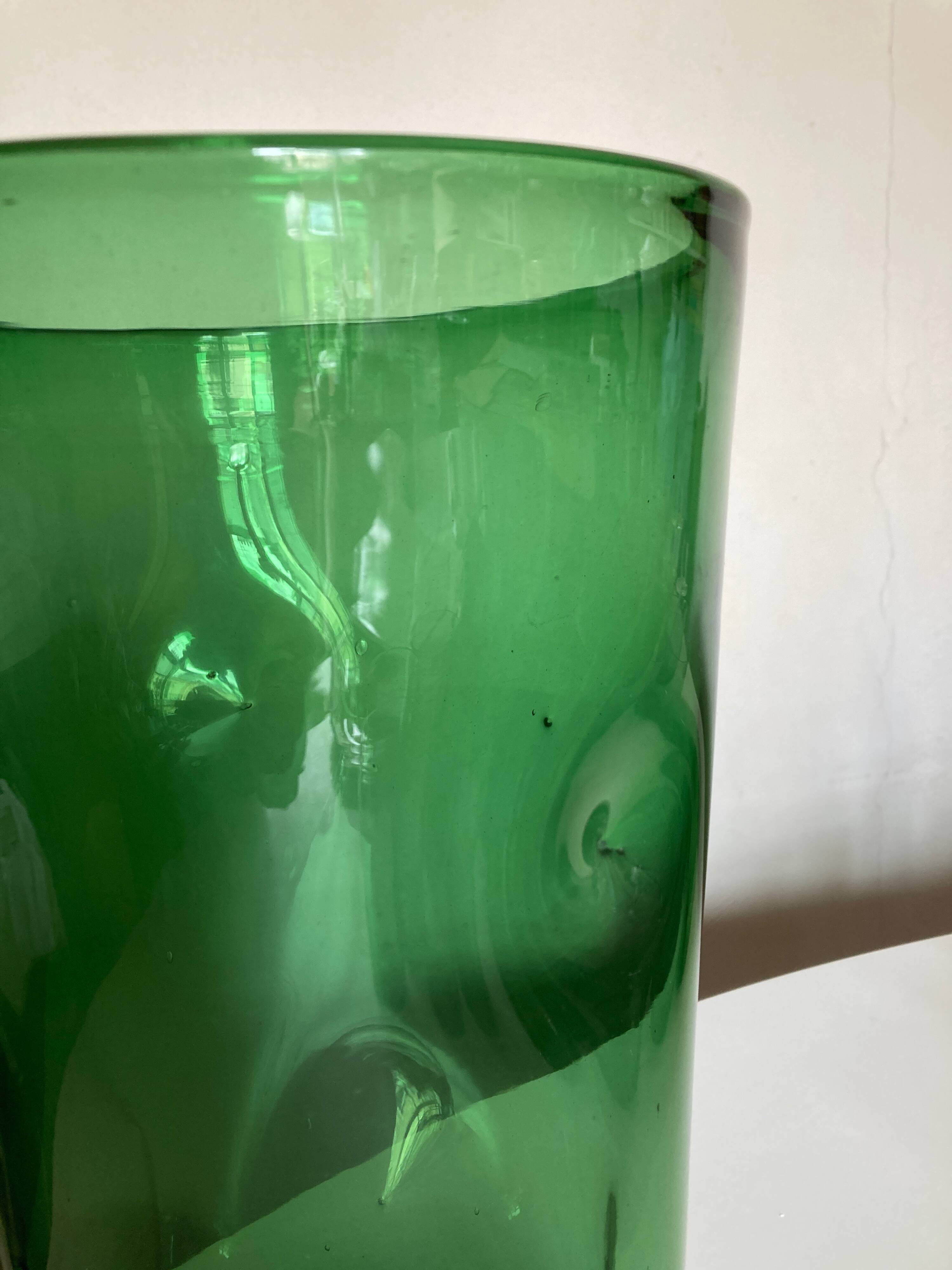 Vase XXXL pinched in blown Empoli glass Italian design 1960