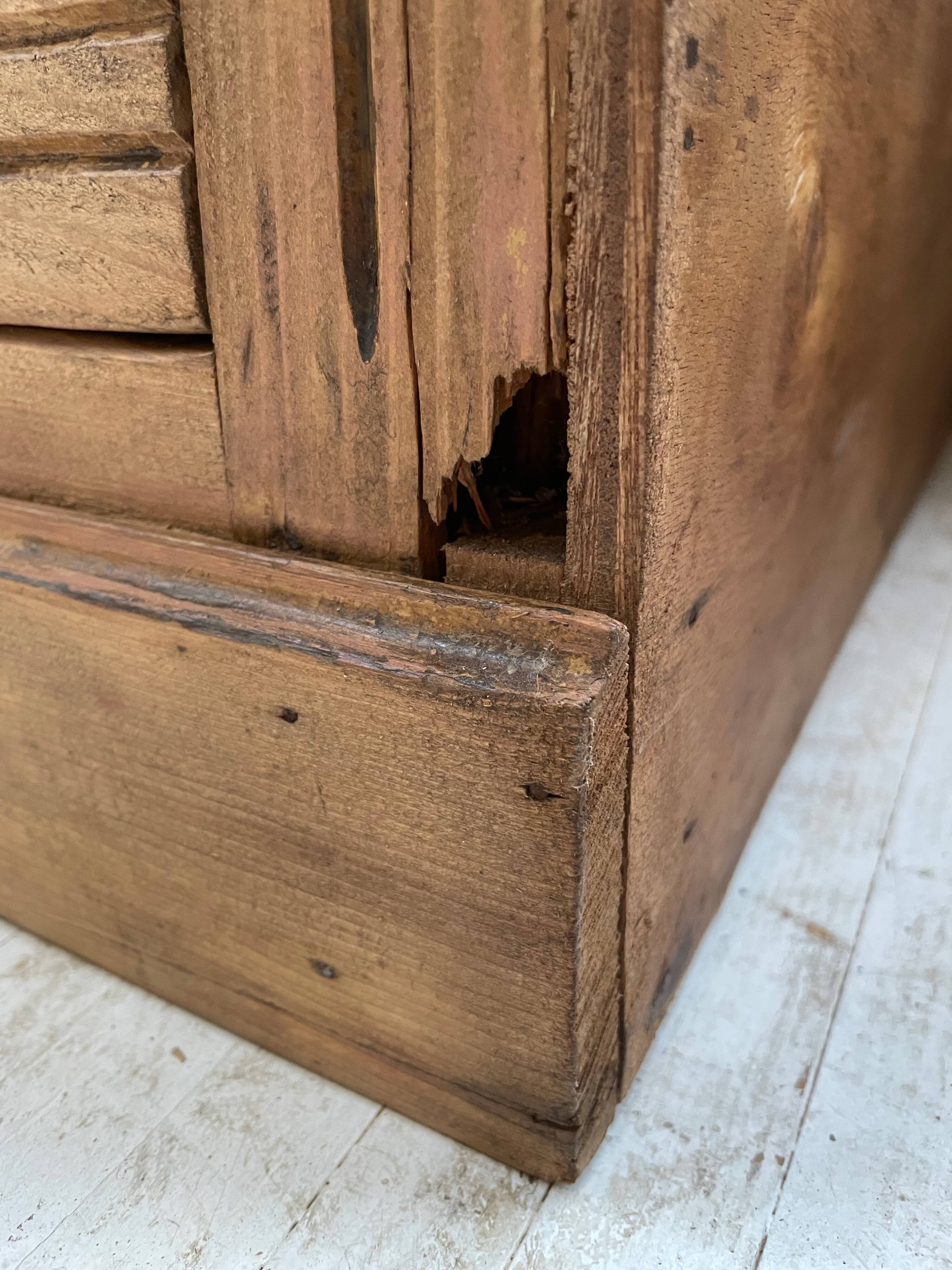 Convenient pine workshop furniture