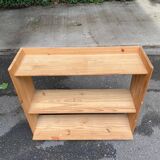 Scandinavian solid wood shelf