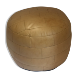 Pouf en cuir, design année 1970