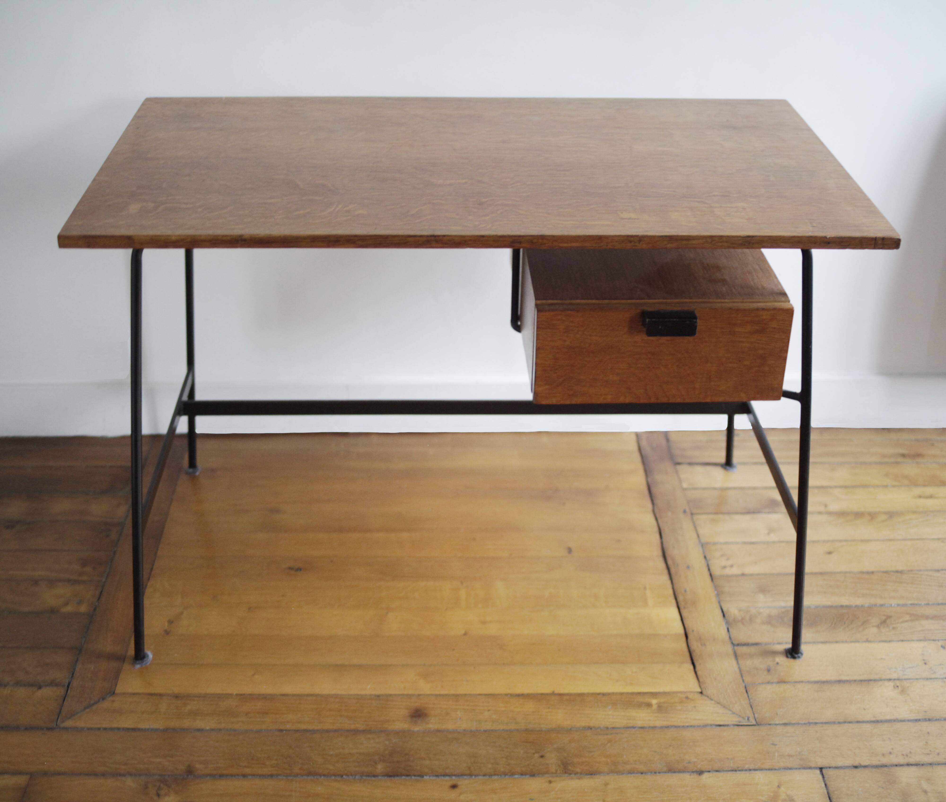 Desk by Pierre Paulin Thonet edition