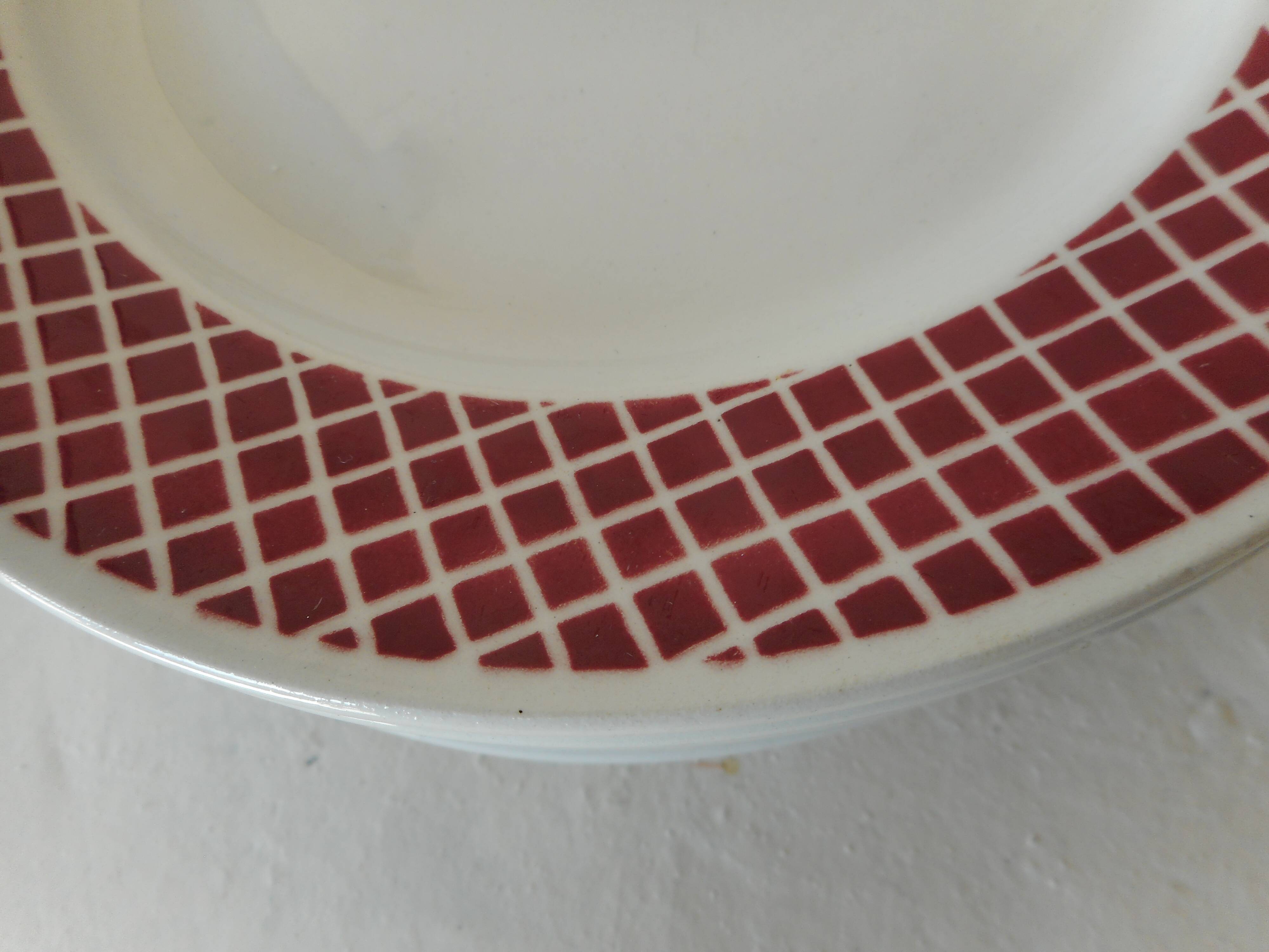 Set of 10 dessert plates