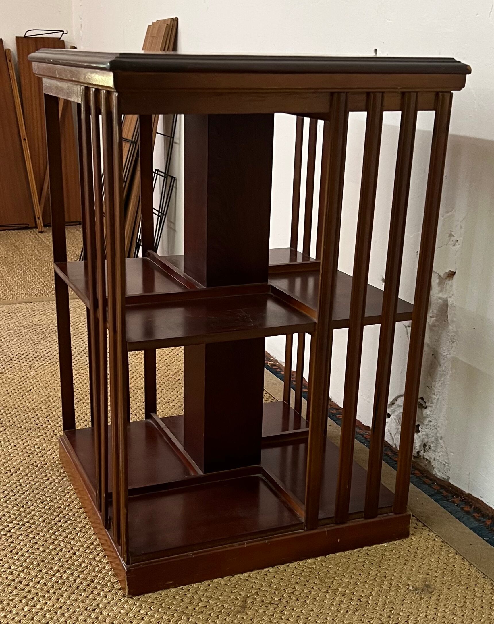 Rotating library