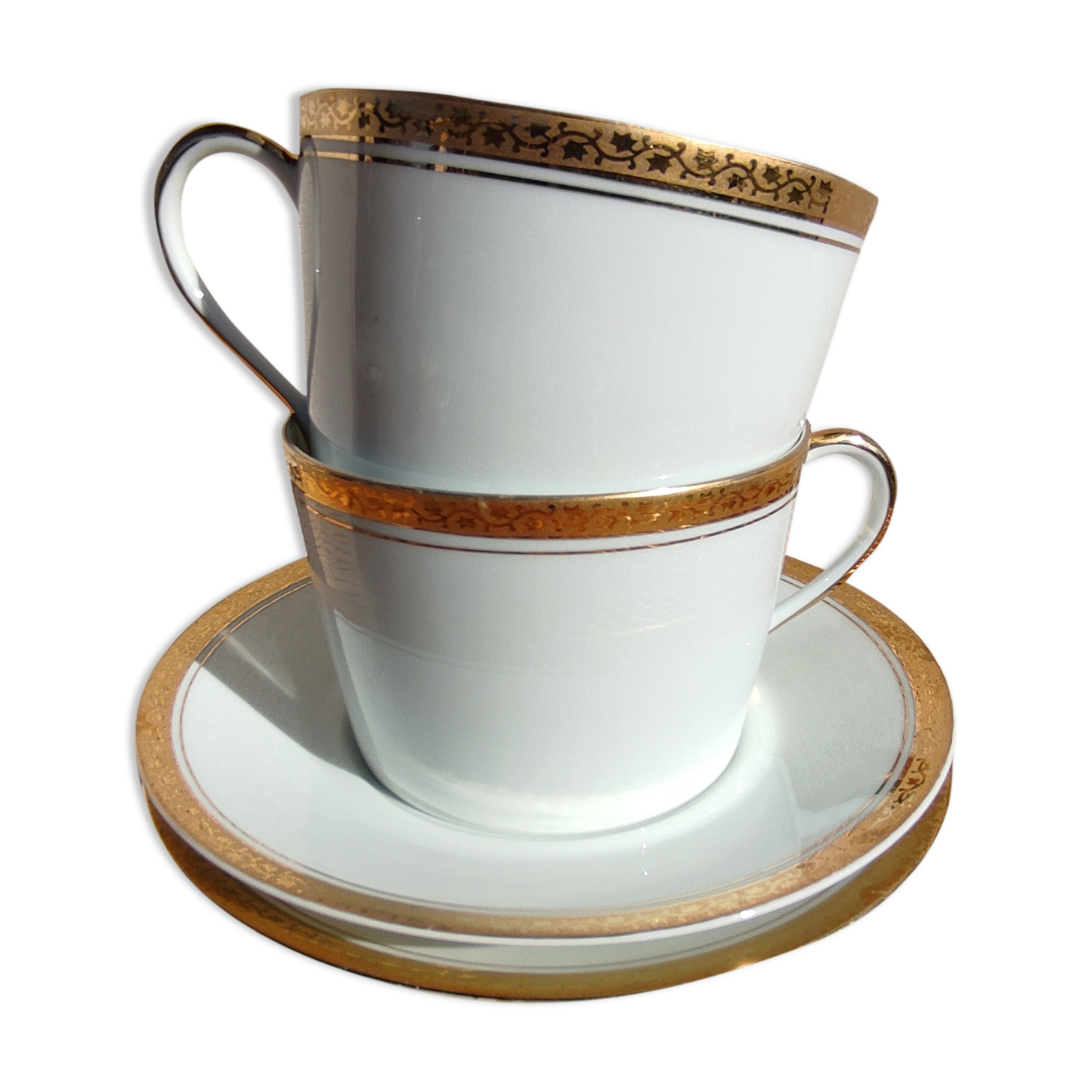 Duo of porcelain tea cups