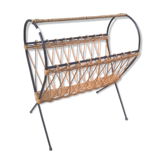 Porte revue rotin