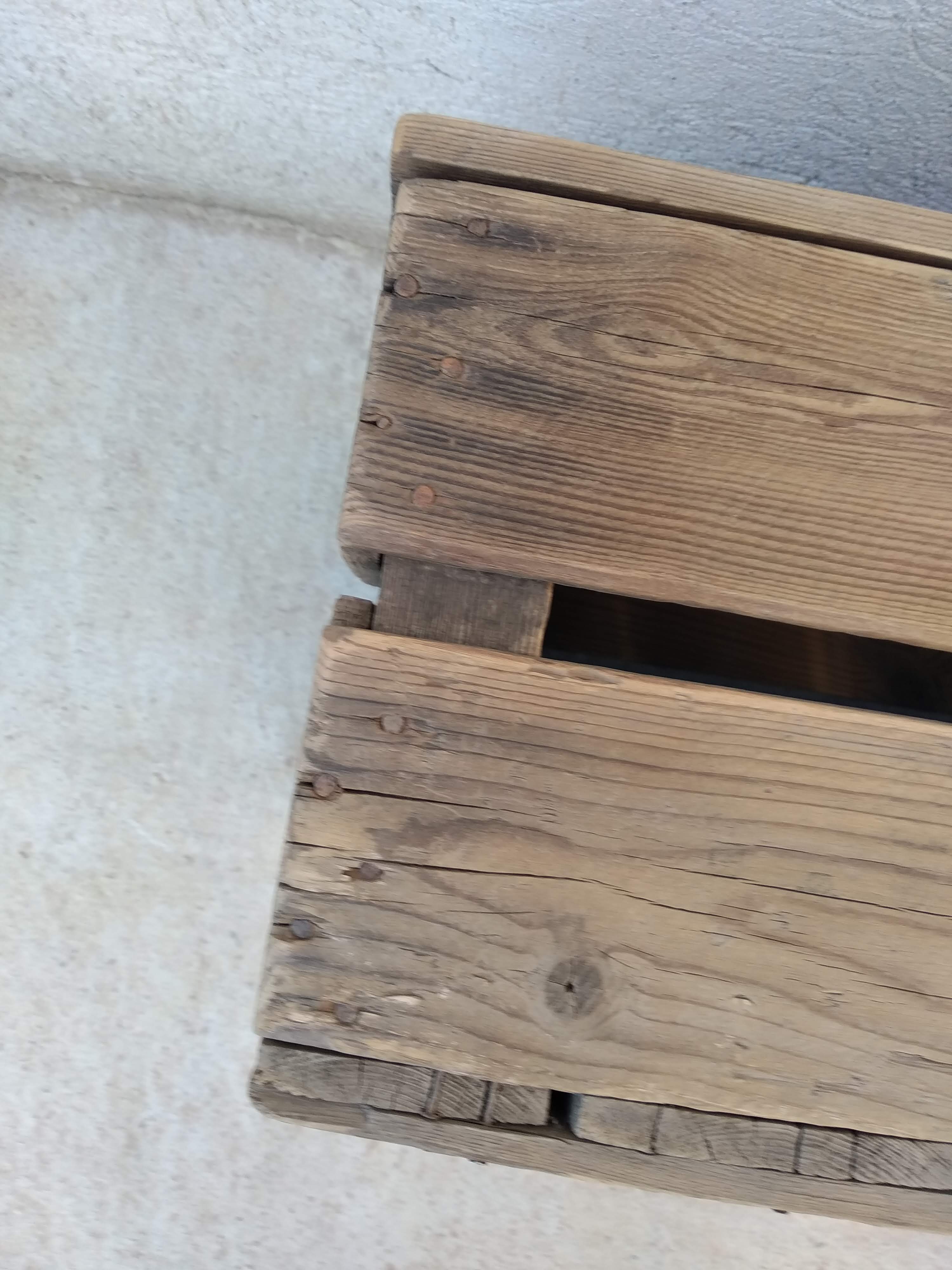 Old wooden box marked V.V Westerlee 1960