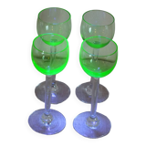 4 verres à liqueur anciens en ouraline