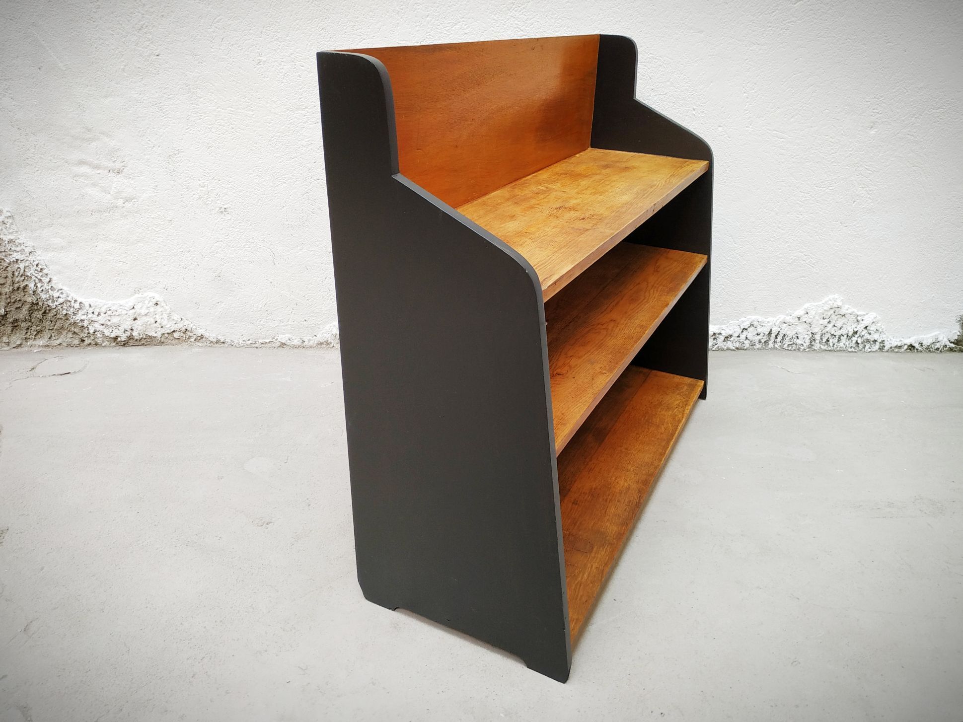 Scandinavian shelf 1950's