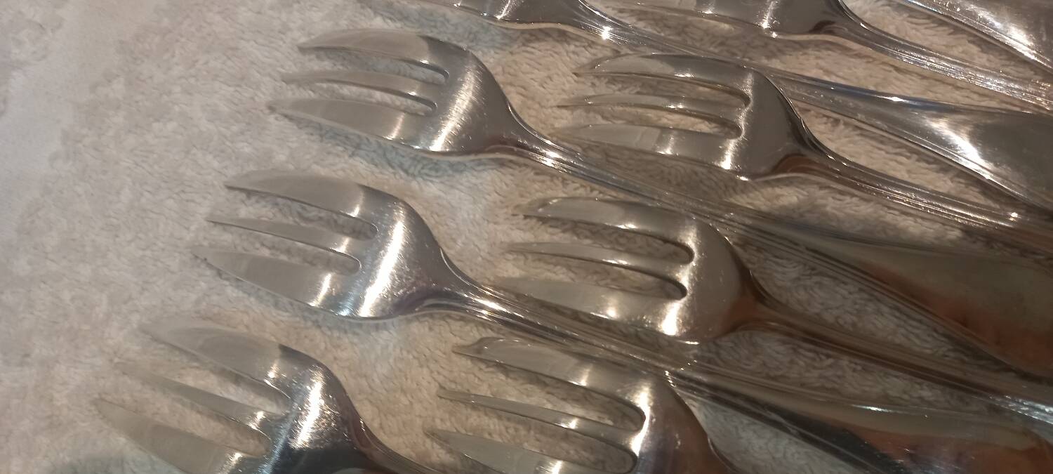 11 silver-plated cake forks by Christofle Pompadour