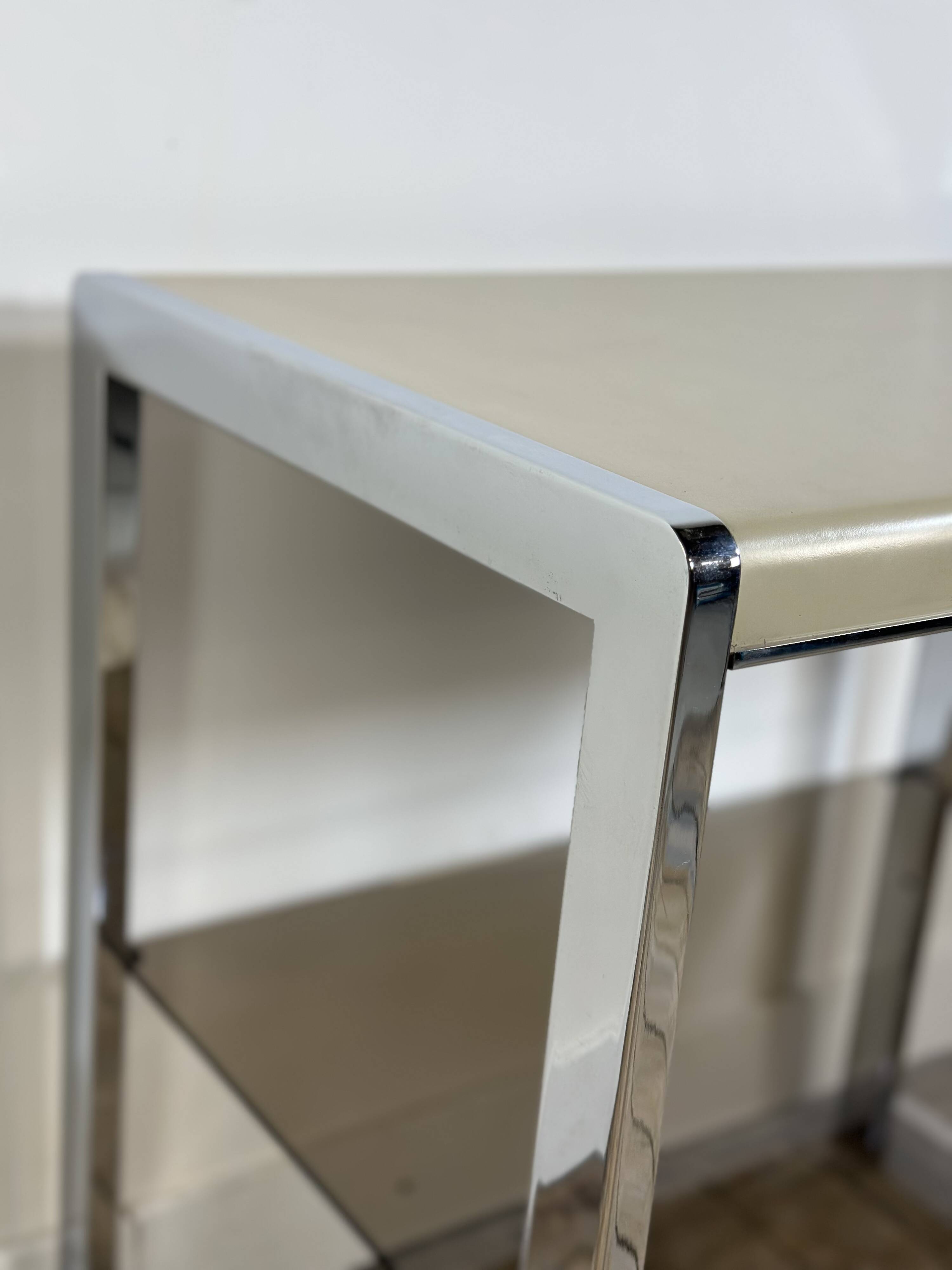 Vintage 70's side table in chrome and beige metal