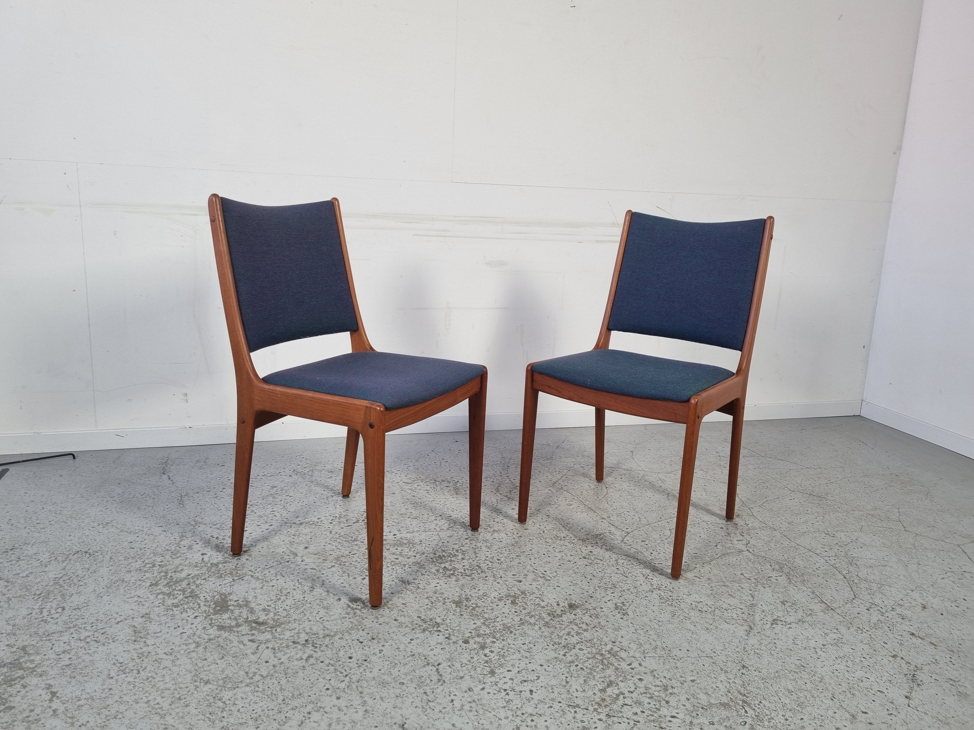 Pair of Scandinavian teak chairs by Johannes Andersen for Uldum, 60s