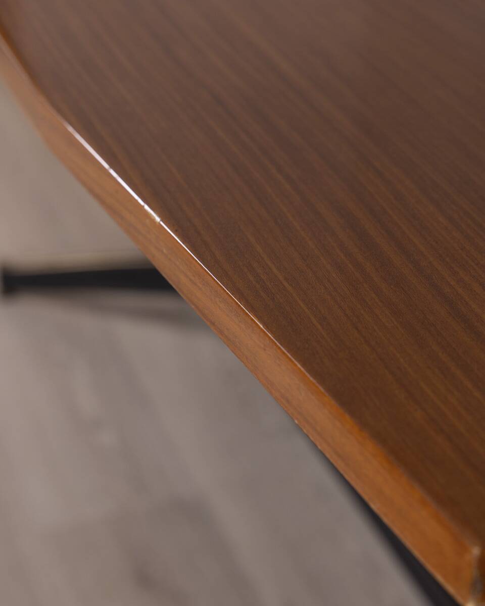 Vintage wooden table from the 1960s designed by Carlo Ratti for Lissoni.