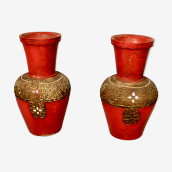 Paire de vases en terre cuite, Asie