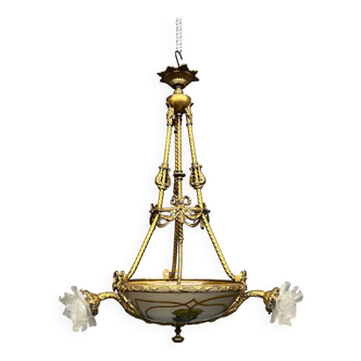 Lustre de style Louis XVI.