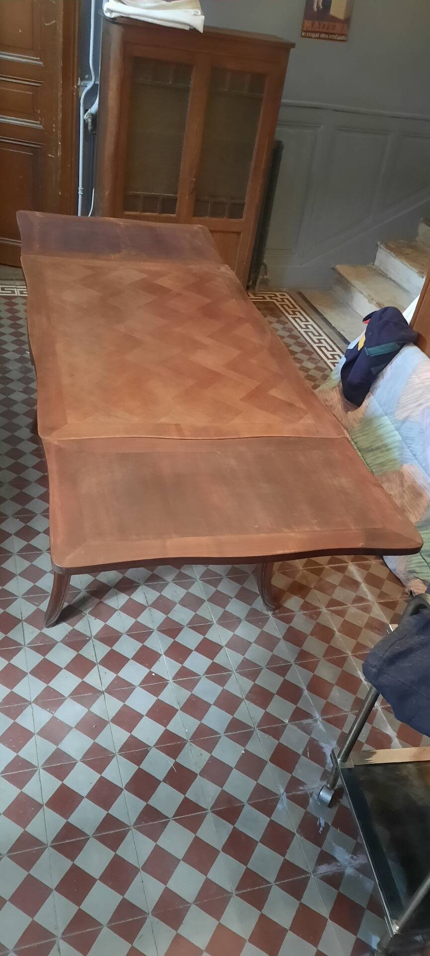 Extendable table