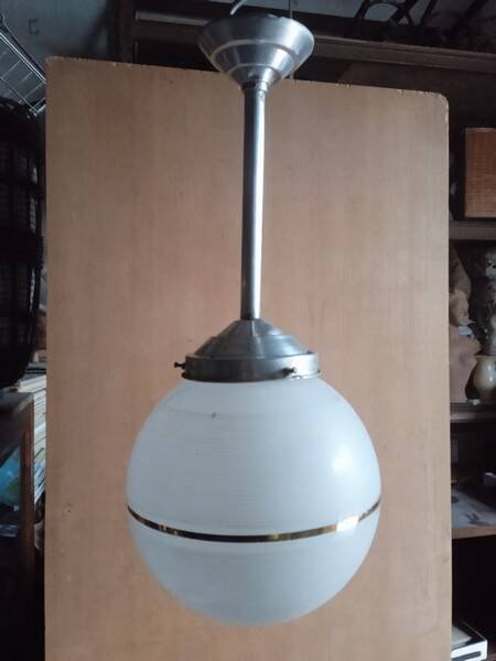 Plafonnier suspension art deco / boule verre 1940