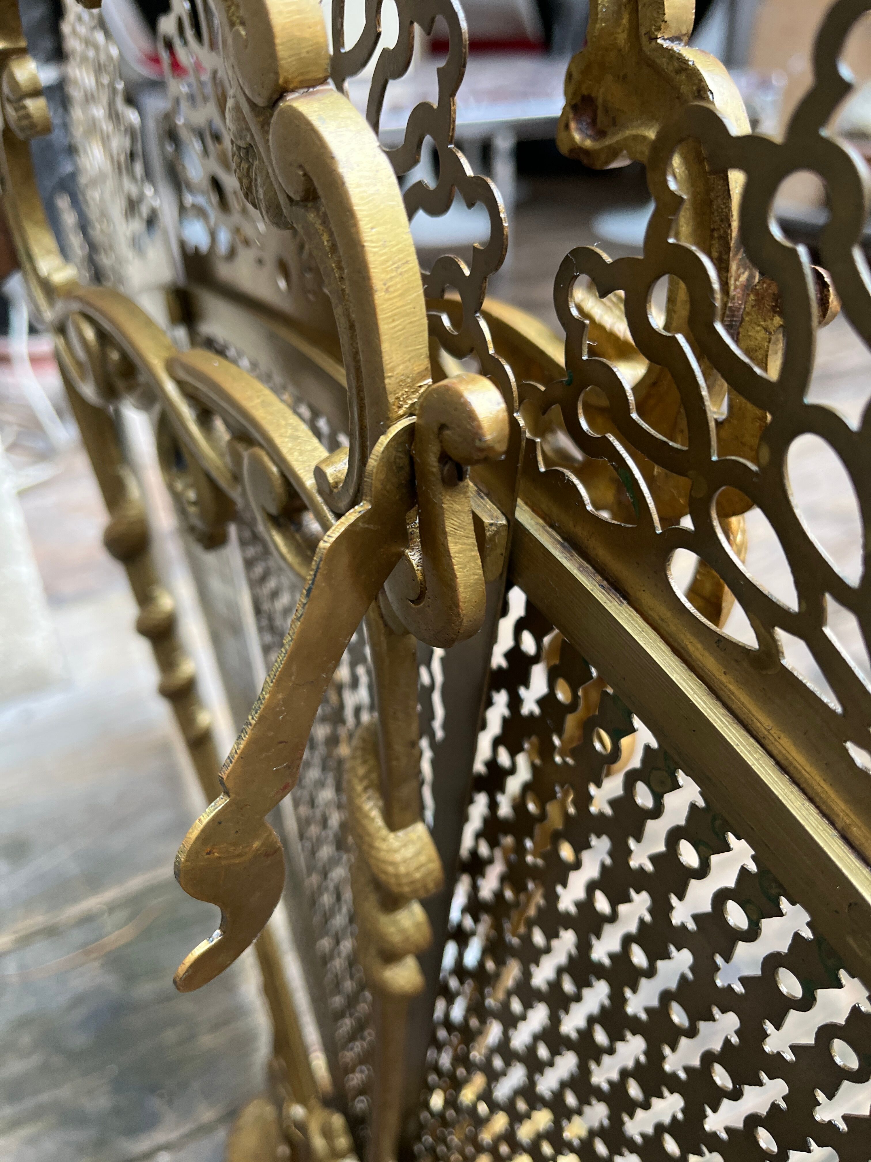 Fire screen fireplace fan bronze snake model