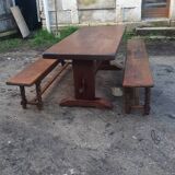 Table and 2 benches