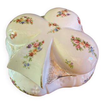 Porcelain clover box
