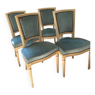 Suite of 4 velvet chairs