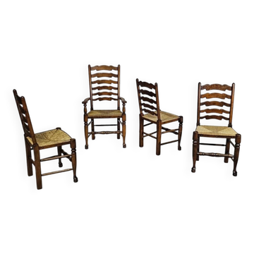 4 chaises à dossier échelle / 1 accoudoir / avec coussins en jonc