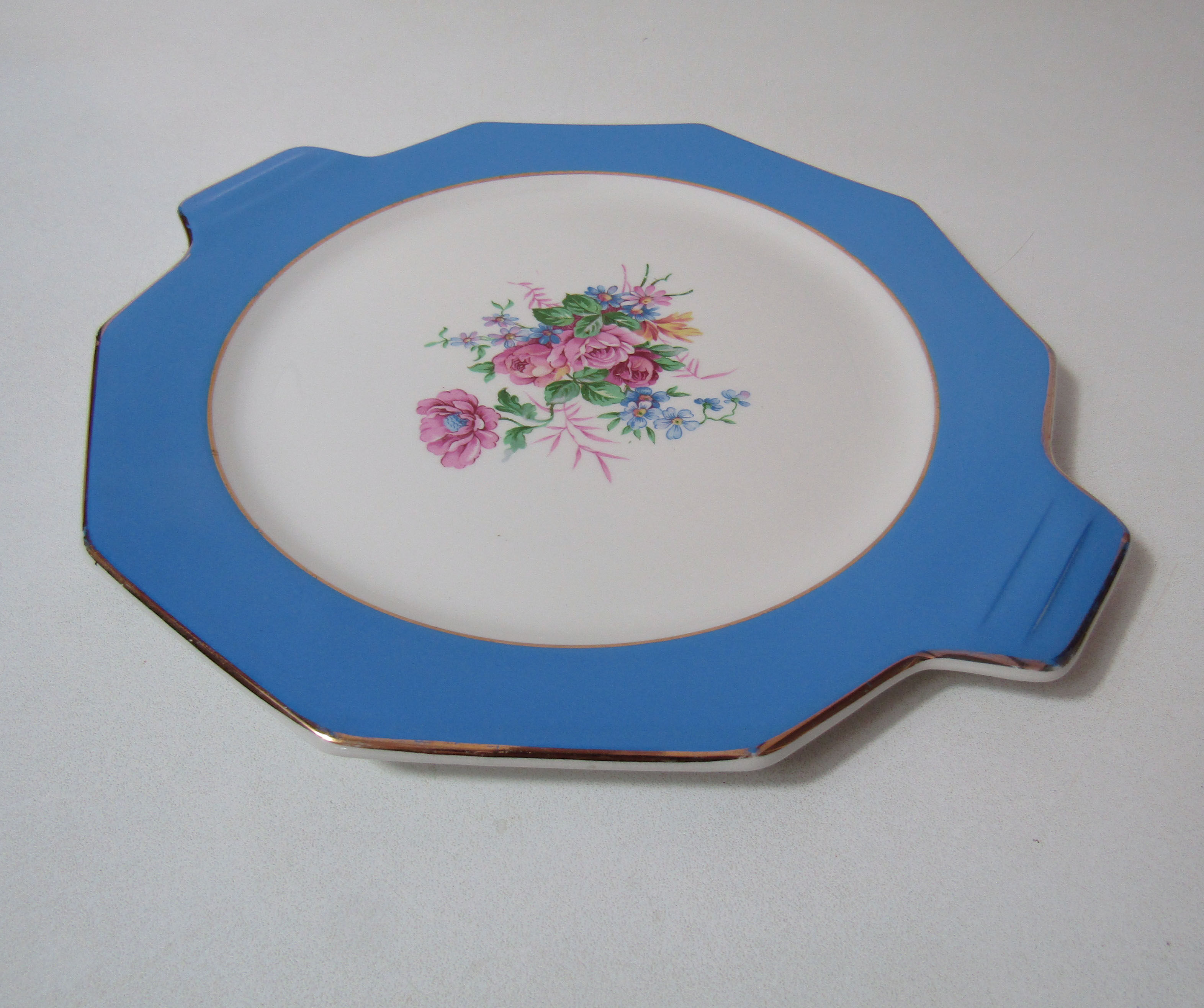 Saint Amand pie cake dish