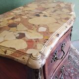 Commode en marqueterie style louis XV