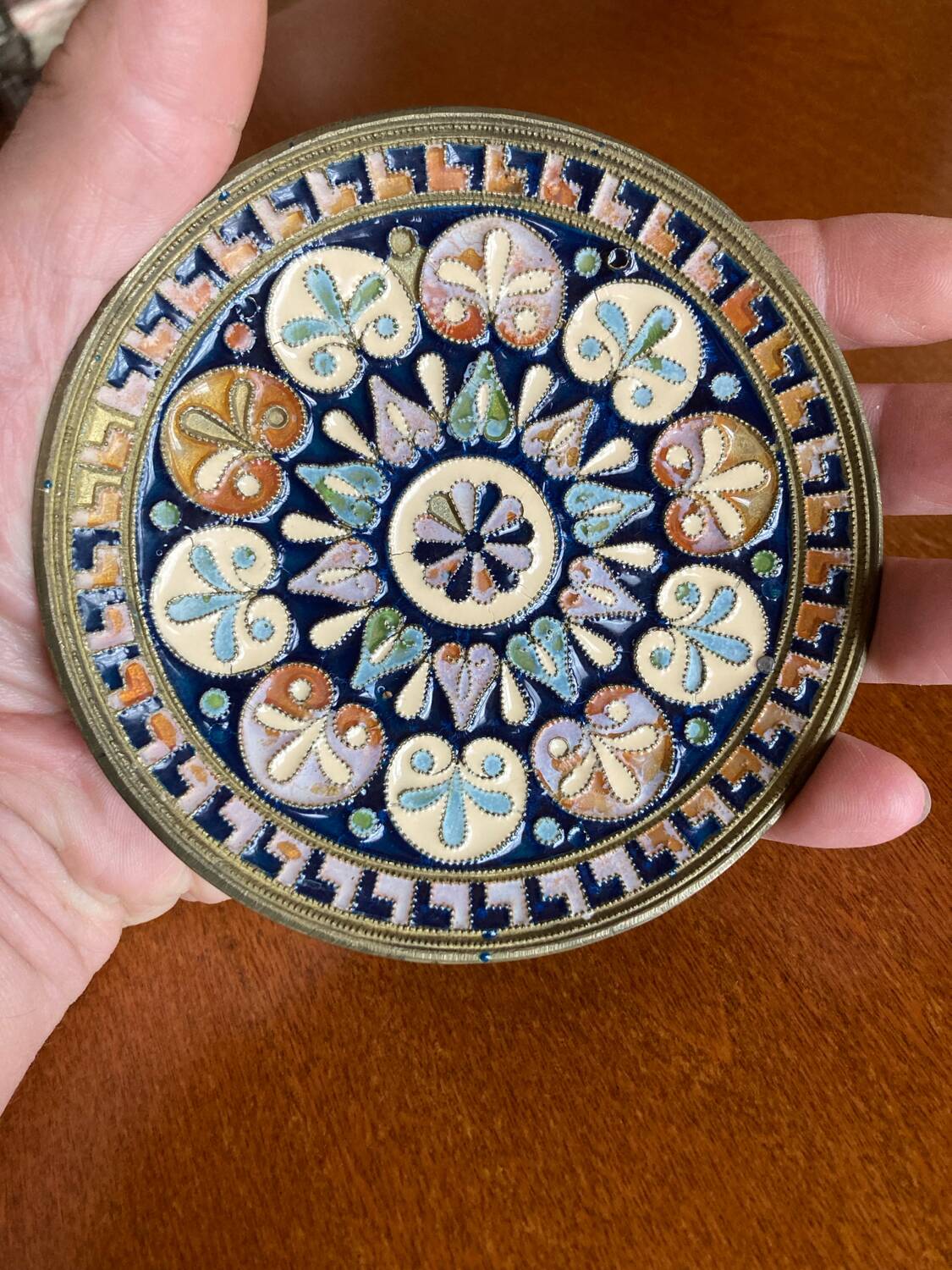 Byzantine bowl G. Halkides in cloisonné enamel on bronze & copper with rosette motifs