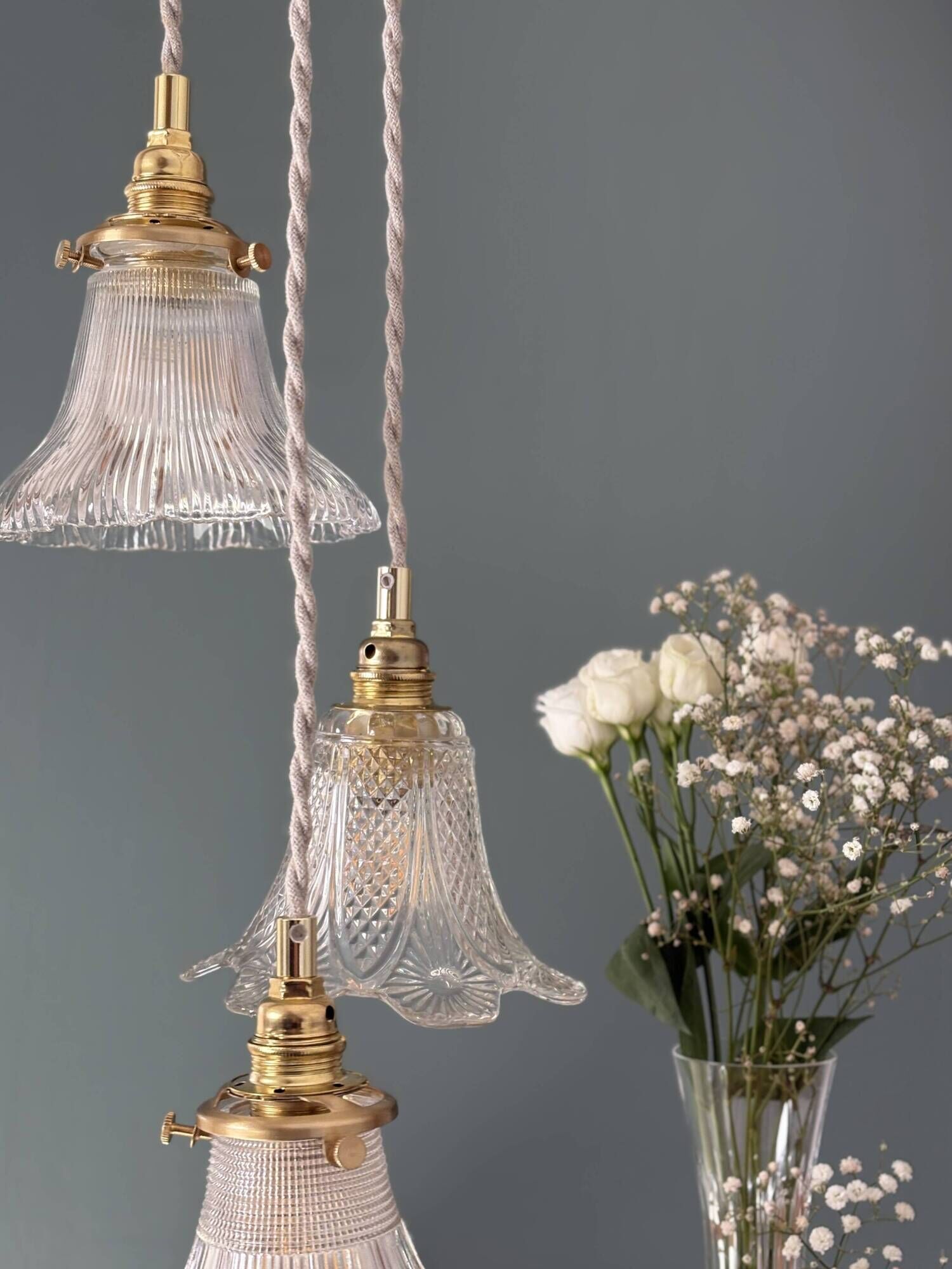 Vintage triple tulip pendant light in chiseled glass and holophane