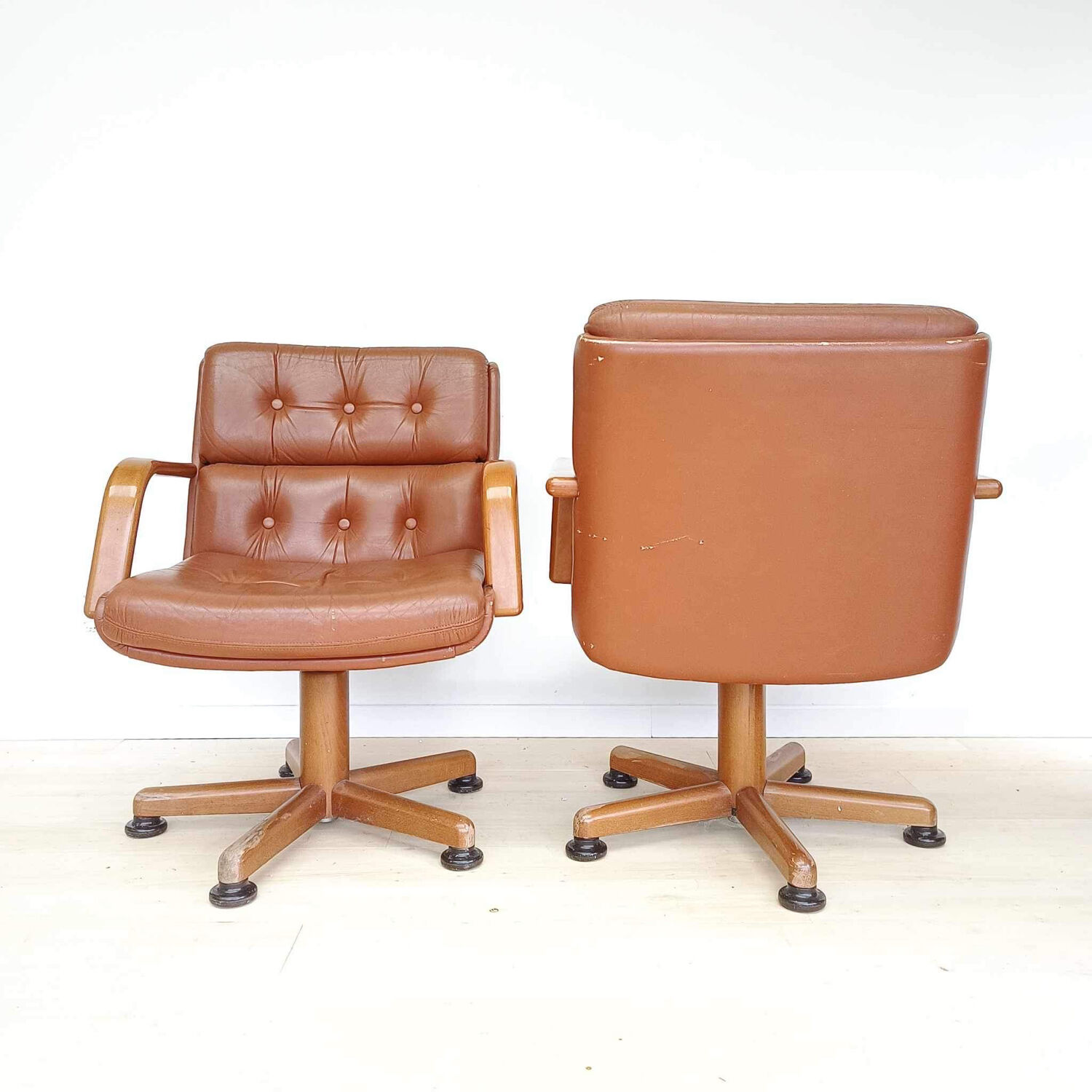 Pair of Co fe mo Armchairs