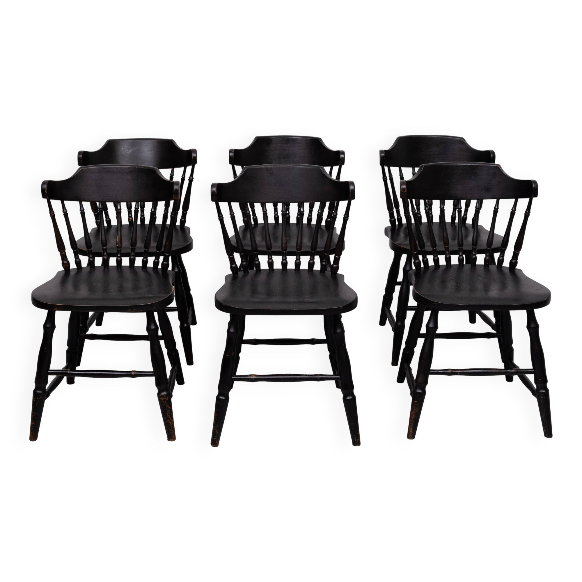 set of 6 Black Oak Windsor style Spindle-back dining chairs. Holland