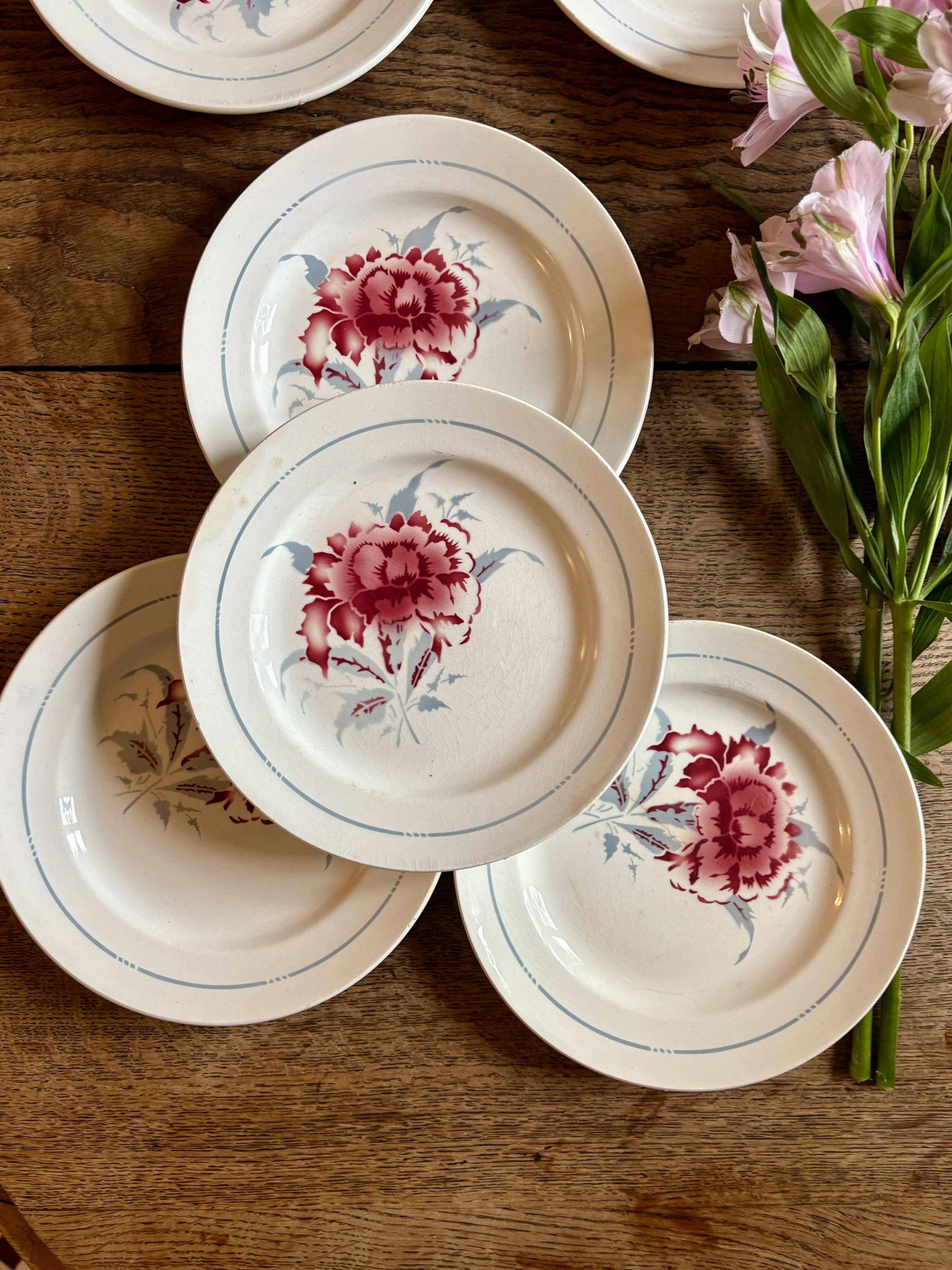 set of 8 vintage dessert plates - Saint Amand