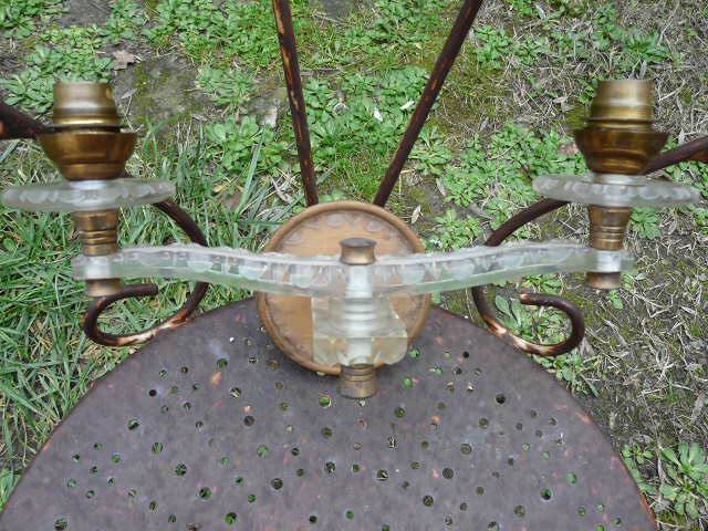 Adjustable double-arm wall light in plexiglass and brass, 1950.