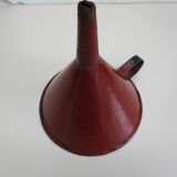 Old funnels, enamelled, set of 2