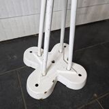 Table de jardin en fer et pied en fonte