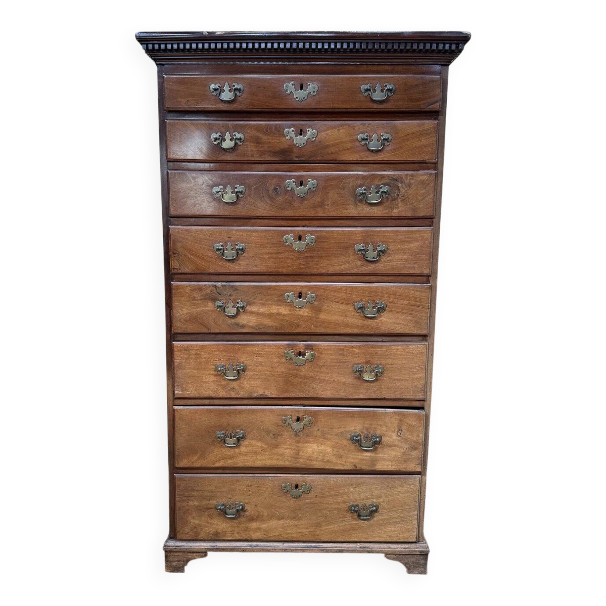 Semainier - Chiffonier - Commode haute anglaise