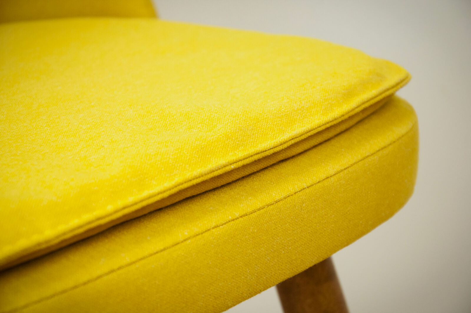 Dining Chairs by Antonín Šuman for Tatra, 1960s, Set of 4