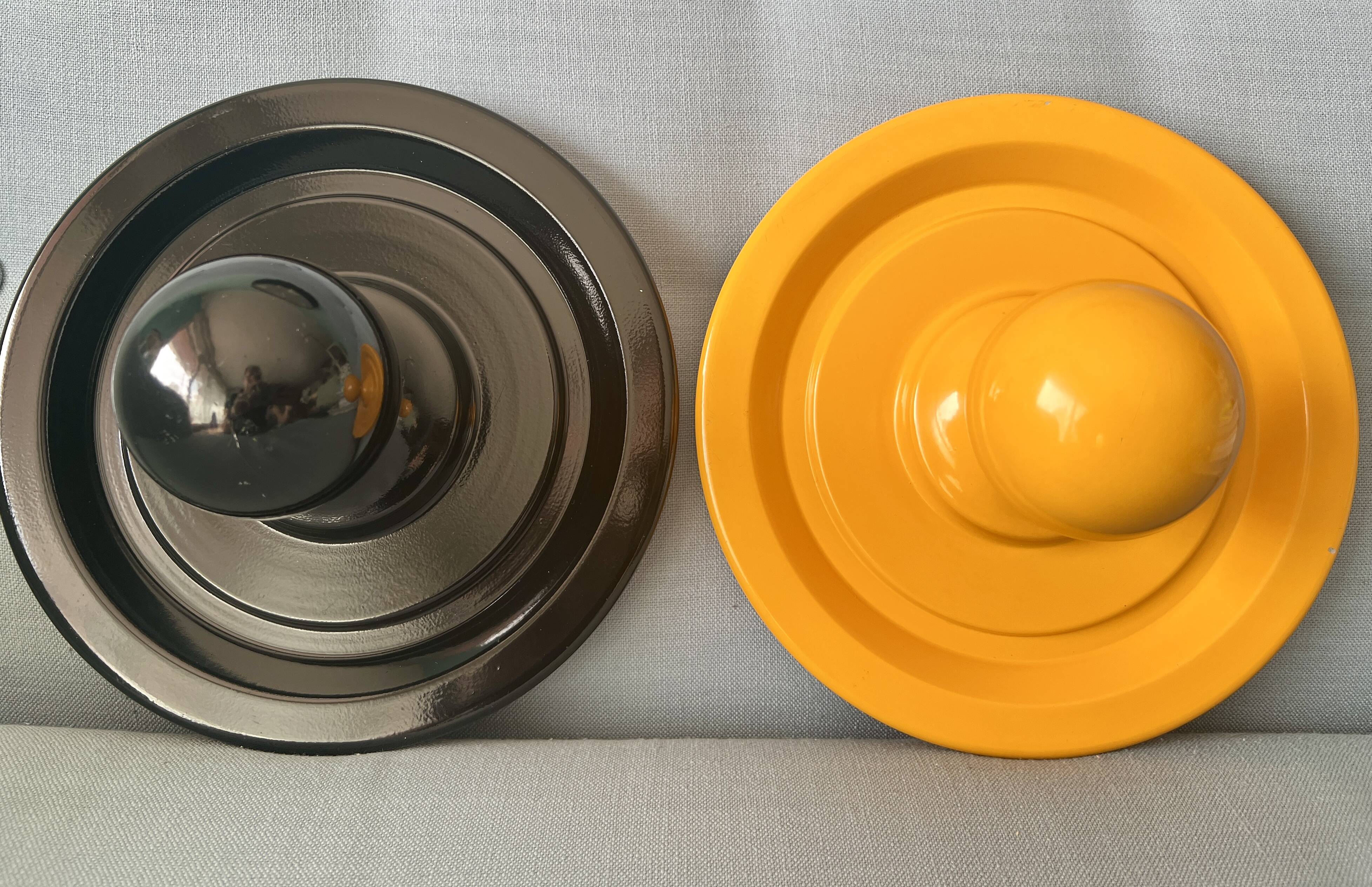 Vintage Vibes Coat Rack Duo - Design vintage des années 70 - Porte-manteau fonctionnel coloré en métal avec Pop Eleg