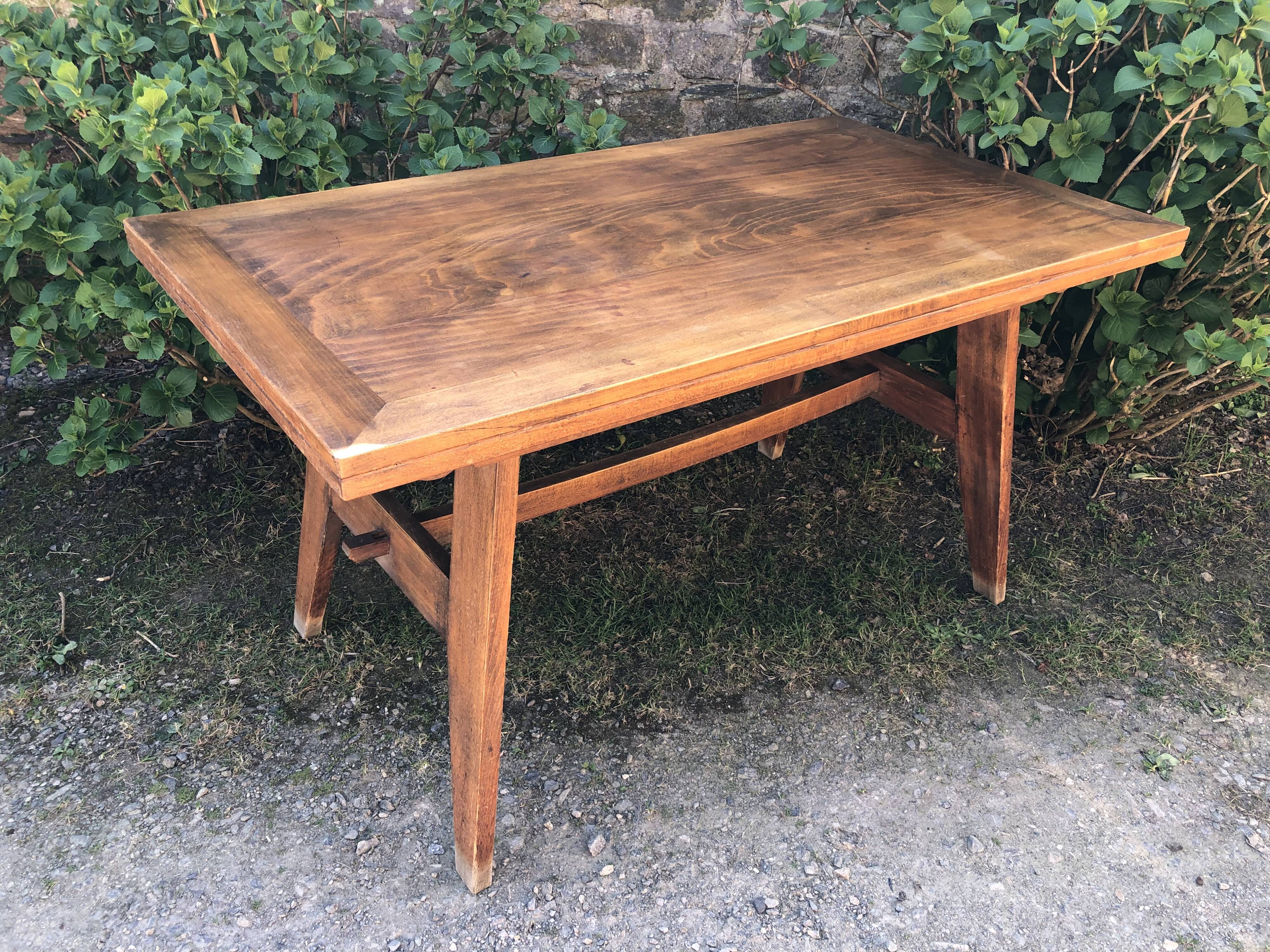 Table vintage d’époque reconstruction Rene Gabriel en hêtre.